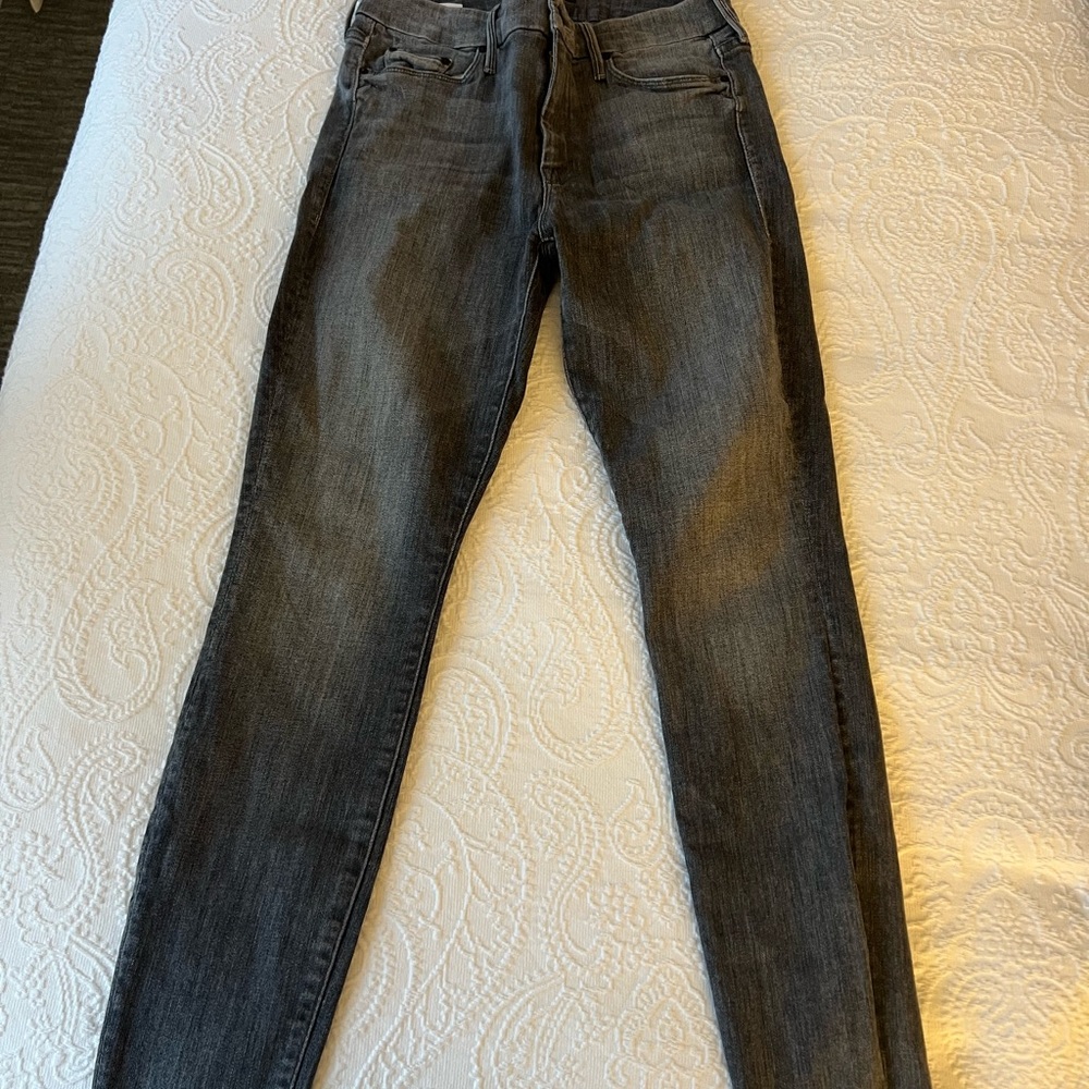 Mother “The Looker Fray” skinny jeans